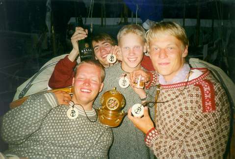 Viaporin Tuopissa 1998 Weekend-luokan mestareina